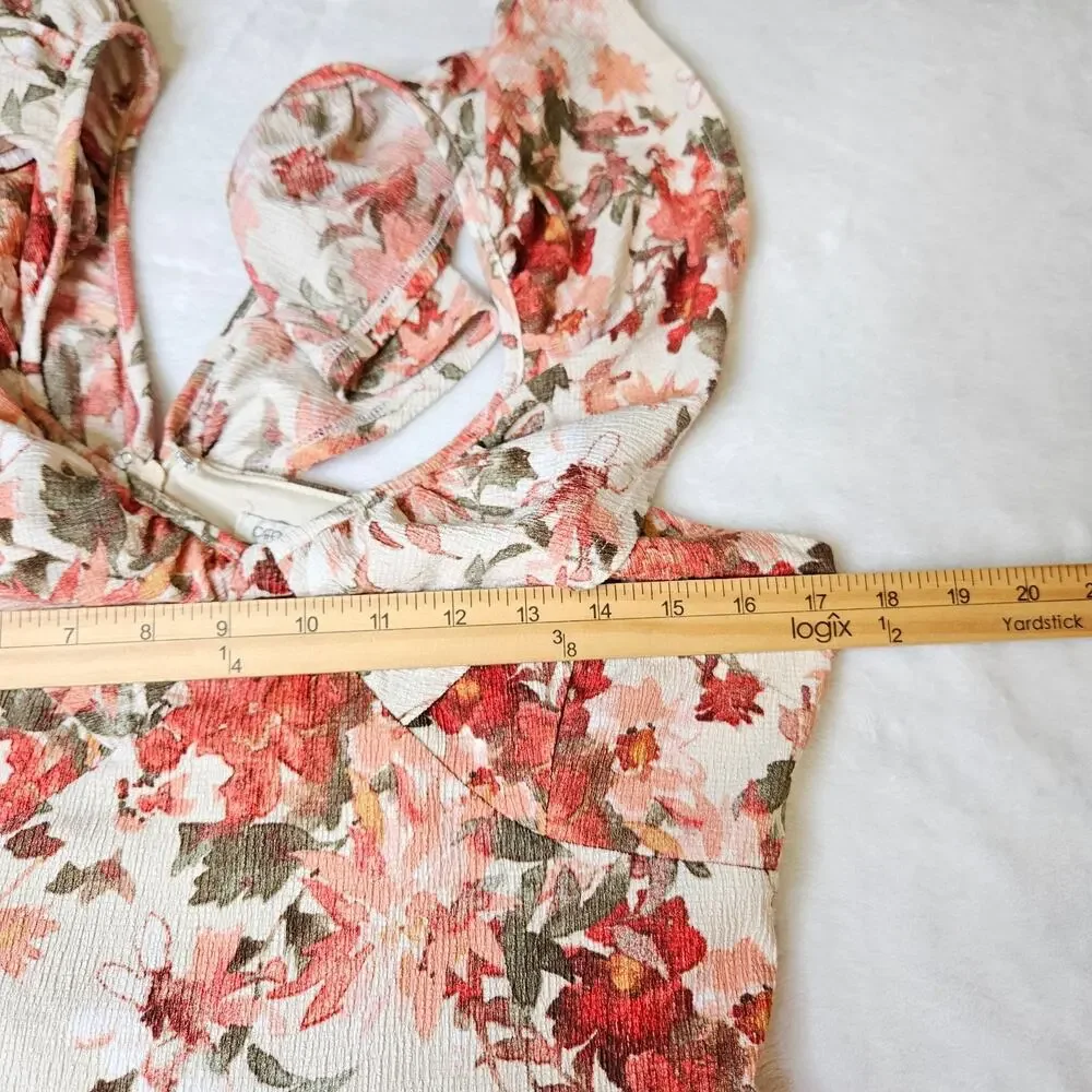 CATO Spring Floral Dress Size Medium Gorgeous Feminine Flutter Sleeve V Neck